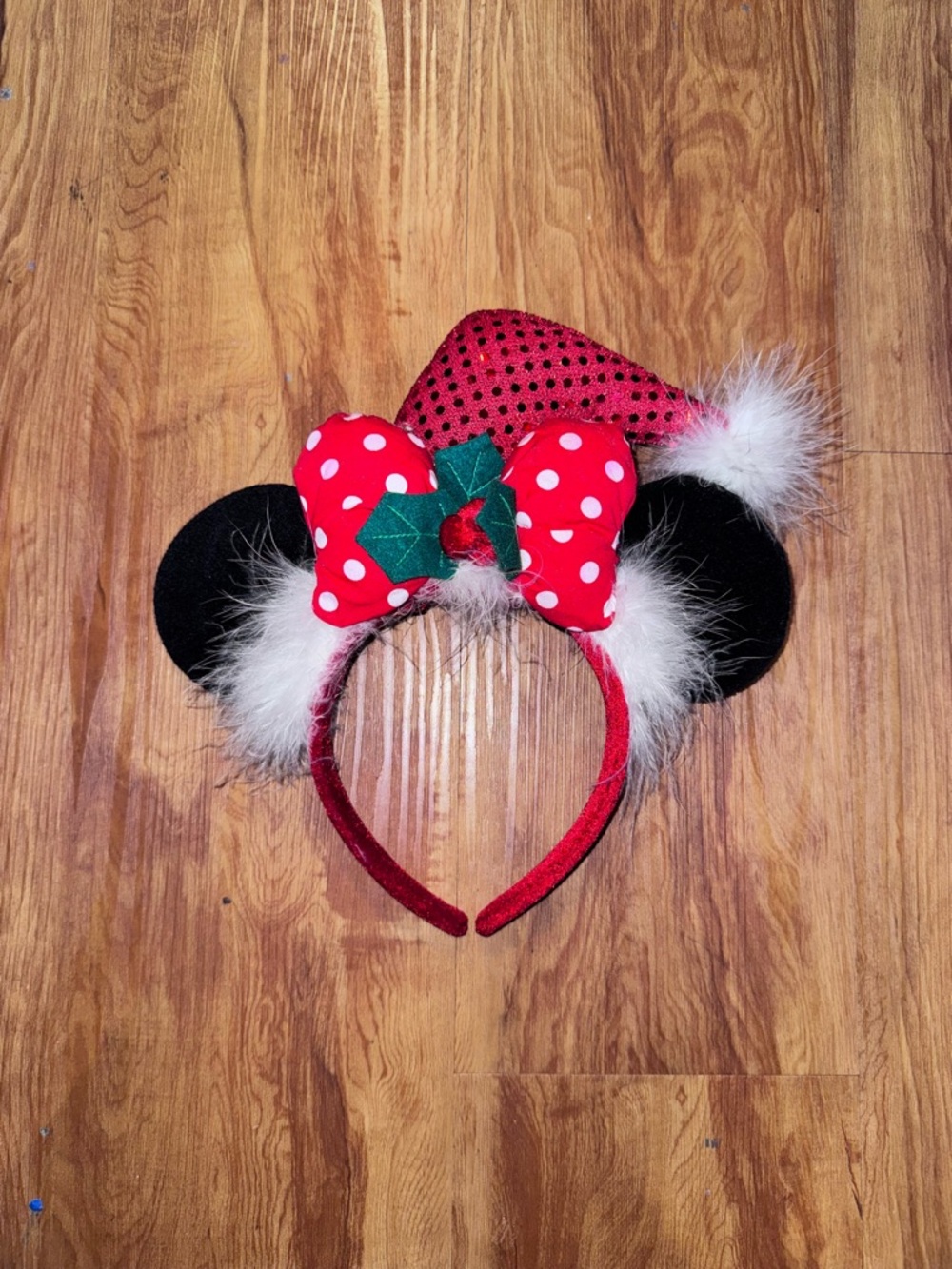 Disneyland Parks Resort Minnie Mouse Ears Headband Santa Hat Polka Dot Mistletoe